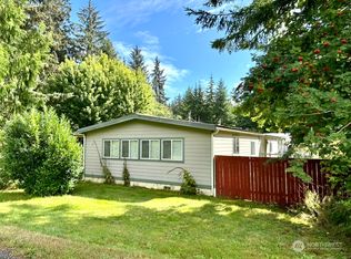 230 Salmon Dr, Forks, WA 98331