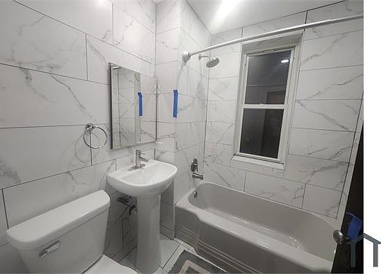 1st image of 10954 S Vernon Ave APT 1