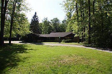3rd image of 6851 Gates Mills Blvd