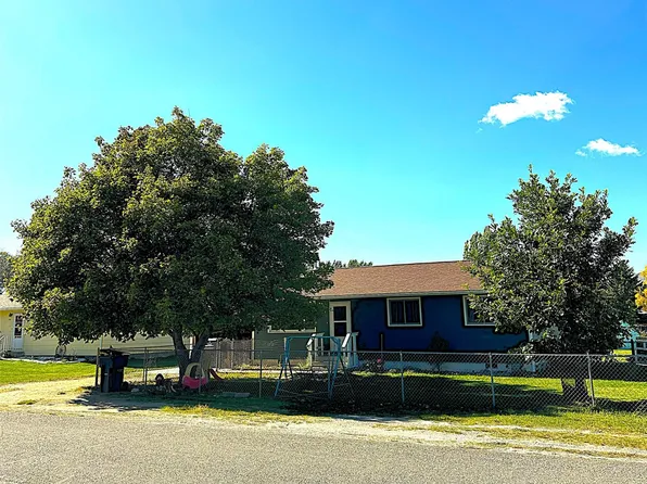 502 S Cherry St, Townsend, MT 59644