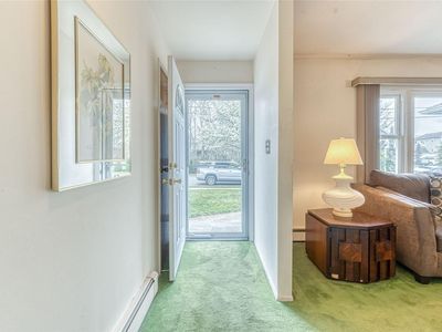 31 Harrison Place, Farmingdale, NY, 11735