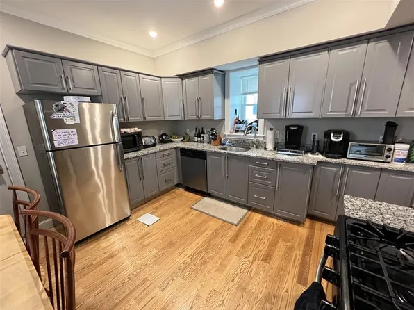 16 Stickney Ave #1, Somerville, MA 02145