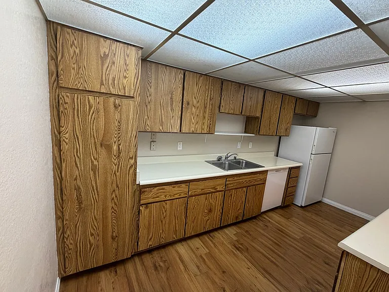 3636 Sumner Ave #210 — Photo 4