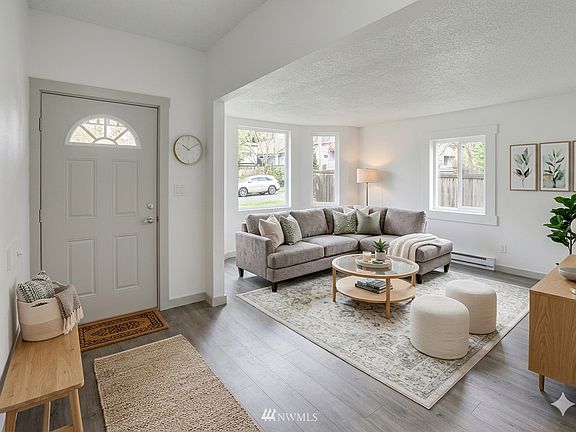3rd image of 816 21st Ave