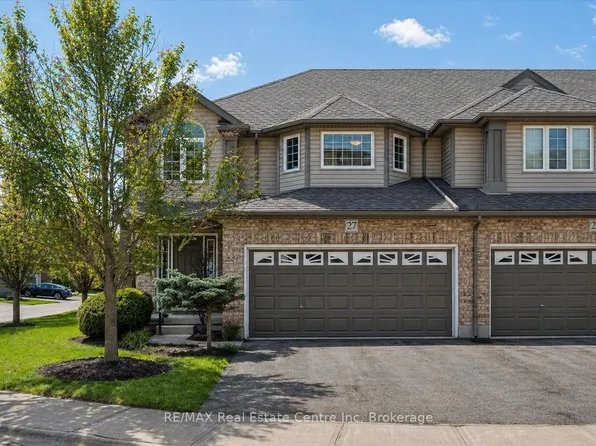 255 Summerfield Dr #27, Guelph, ON N1L 0E1