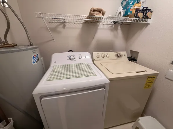 398 Regatta Bay Dr Unit 2A, Lake Ozark, MO 65049