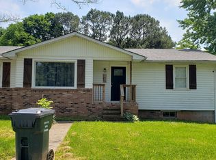 104 Berne Dr, Oak Grove, KY 42262