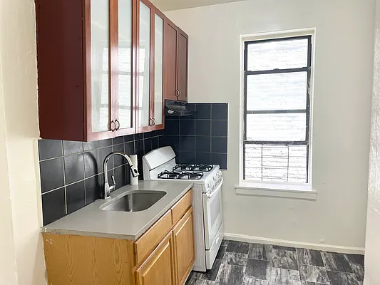 Rented by Empire Valley | media 3