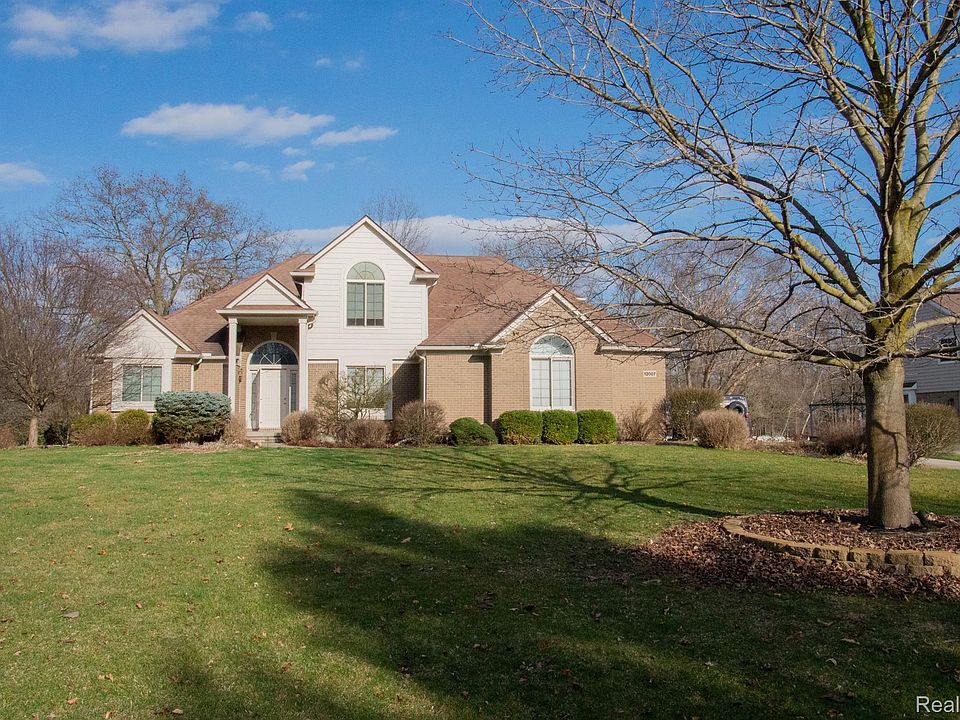 1st image of 12007 Pembrooke Cir