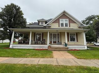 1821 L St, Ord, NE 68862