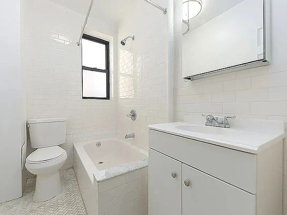 5th image of 631 W 207th St APT 55