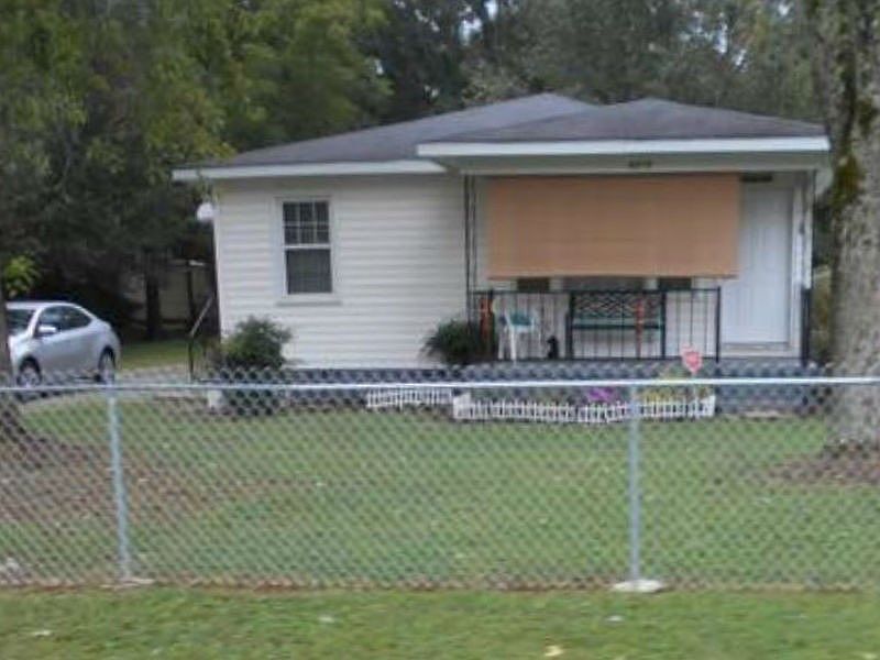 1st image of 4212 Irondale Dr NW