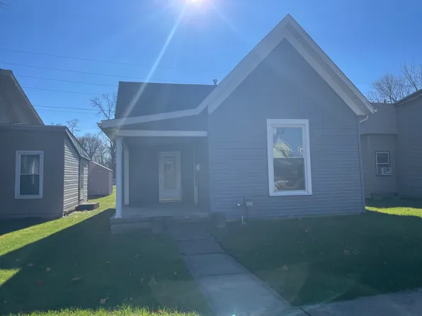 411 W 1st St, Rushville, IN 46173