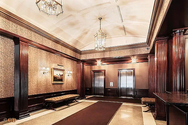 Sold by Compass | media 10