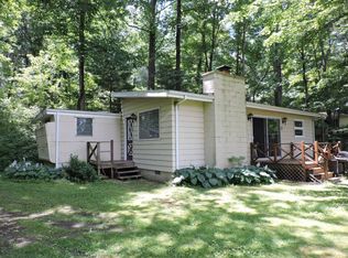 23434 Lake Dr, Cassopolis, MI 49031