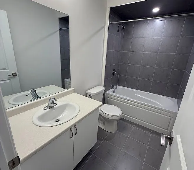 660 Colborne St W #79 — Photo 18