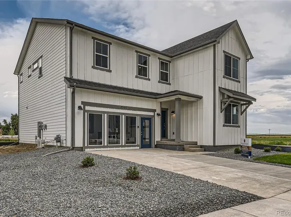 46426 Heritage Avenue, Bennett, CO 80102