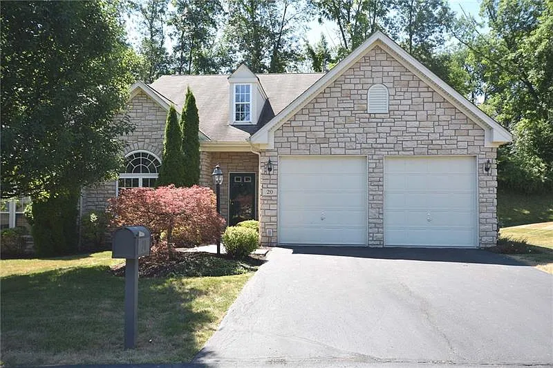 20 Linda Ct photo 1