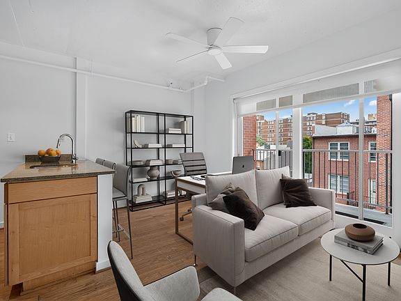 2nd image of 875 N St NW #1-309