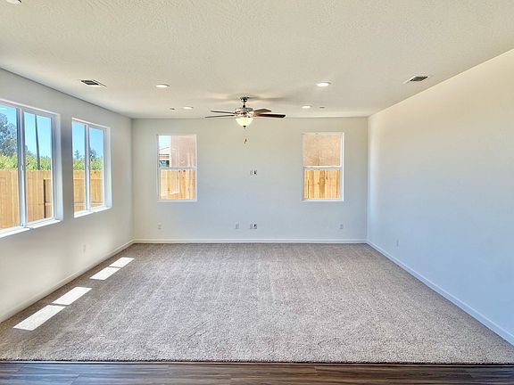 4th image of 6689 E Cambridge Ave