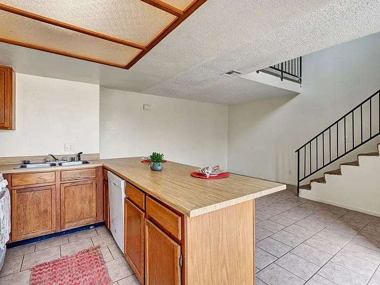 Avanti Townhomes — Photo 5