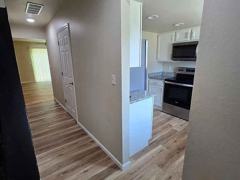 3036 Jacqueline Ct — Photo 11