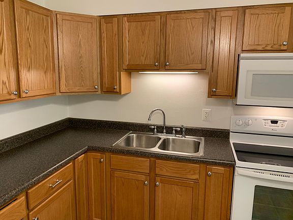 4th image of 716 Patty Dr APT F
