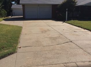 3820 N Athenian Ave, Wichita, KS 67204