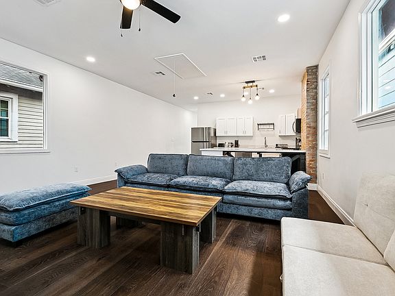 4th image of 7616 Cohn St Unit A