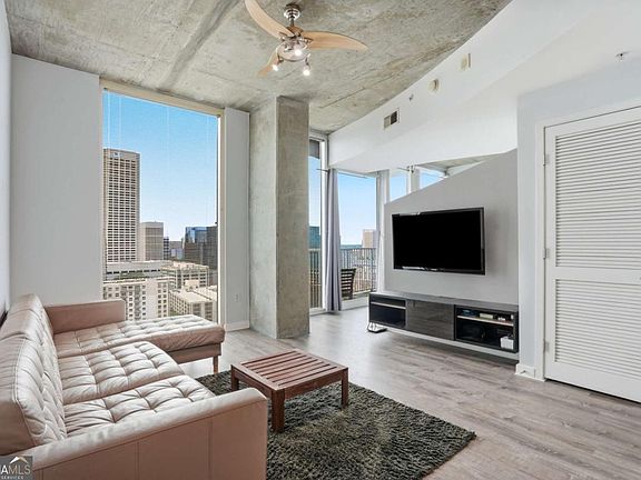 3rd image of 860 Peachtree St NE Unit 1909