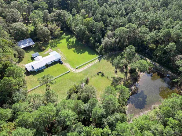 1962 Highway 297 #A, Cantonment, FL 32533