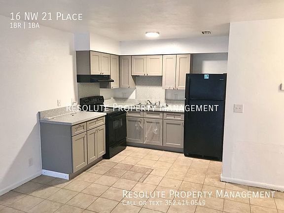 3rd image of 16 NW 21st Pl