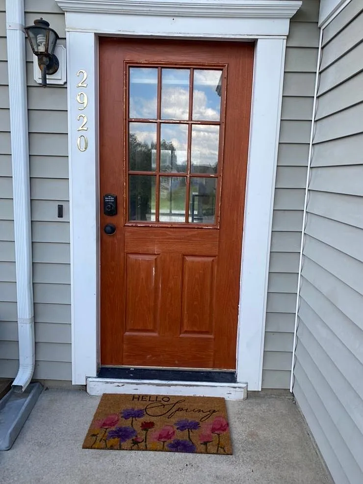 2920 Trassacks Dr — Photo 2