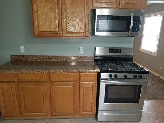 3rd image of 4395 W 156th St #1