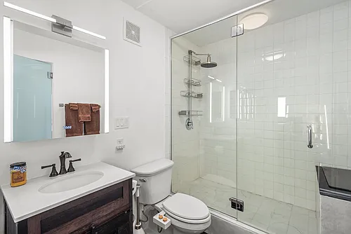 1317 Vine St #1317 Photo 1