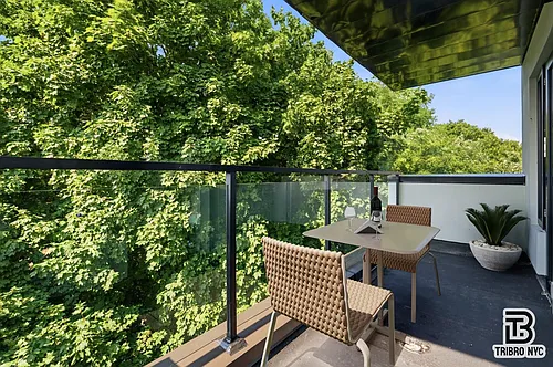 459 Lexington Ave #2B Photo 1