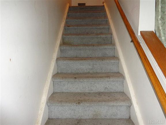 5th image of 811 Jackson Ave