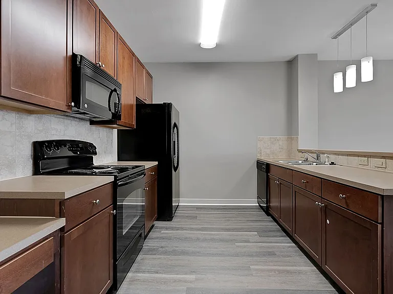 27 Station Ct — Photo 30
