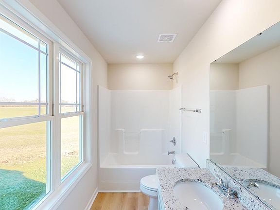 5th image of 206 Berkshire Drive