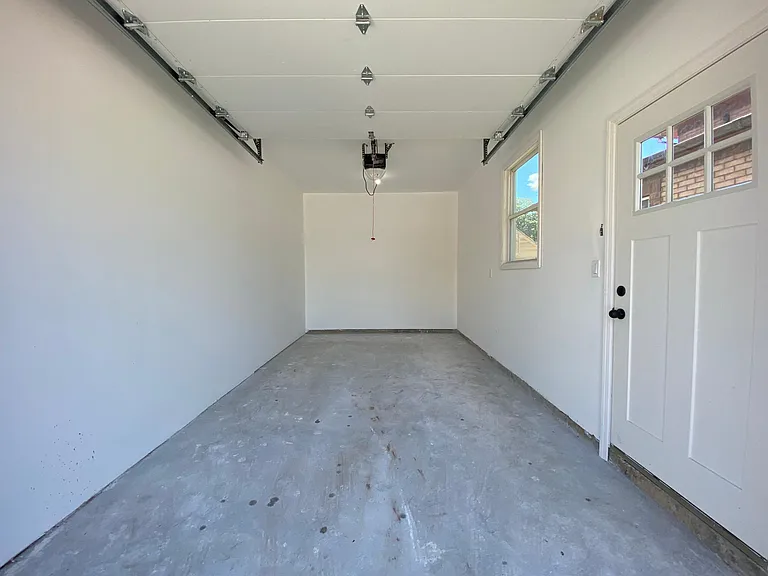 9 Nassau Rd #1 — Photo 20