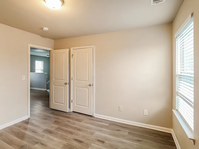 203 Fern Walk — Photo 13