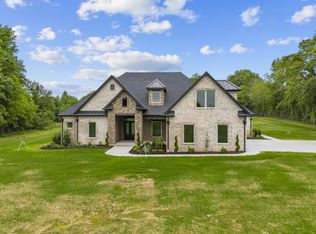 724 Bradshaw Rd, Lebanon, TN 37087