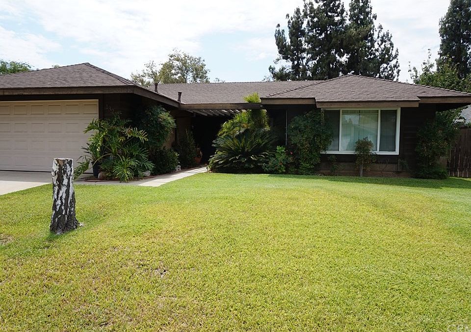 1st image of 1322 S Azalea Ave