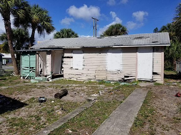 3rd image of 819 6th Street