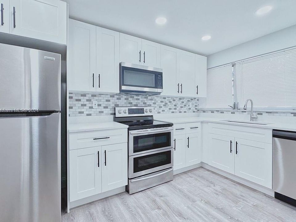 1st image of 920 NE 199th St #3S