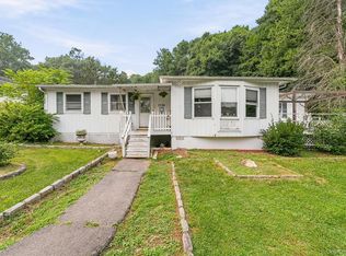 2296 Crompond Road, Cortlandt Manor, NY 10567