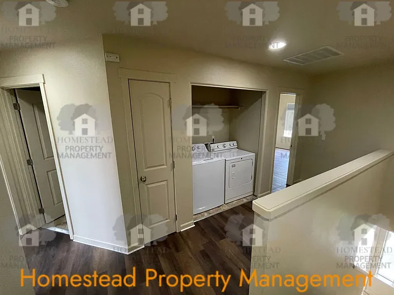 400-468 S Catron St — Photo 9