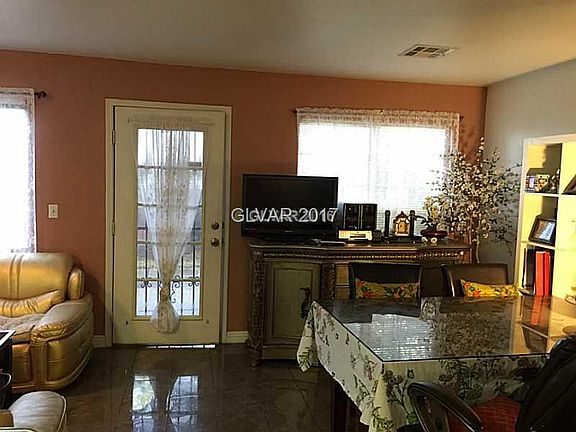 5th image of 2633 Sierra Seco Ave Unit 102