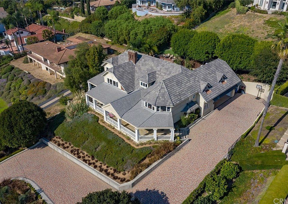 1st image of 1611 La Loma Dr