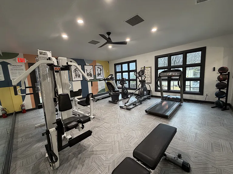 Remington Place — Photo 19